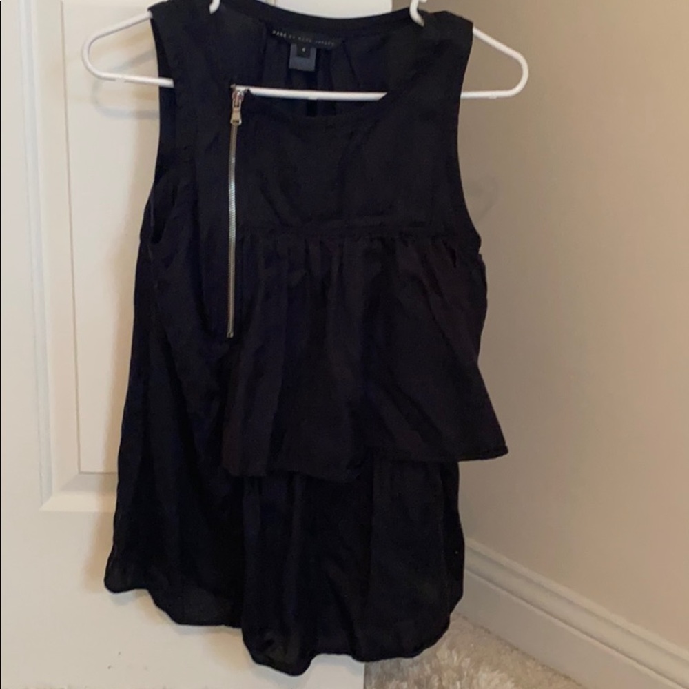 Marc by Marc Jacobs Beautiful viscose flouncy tank